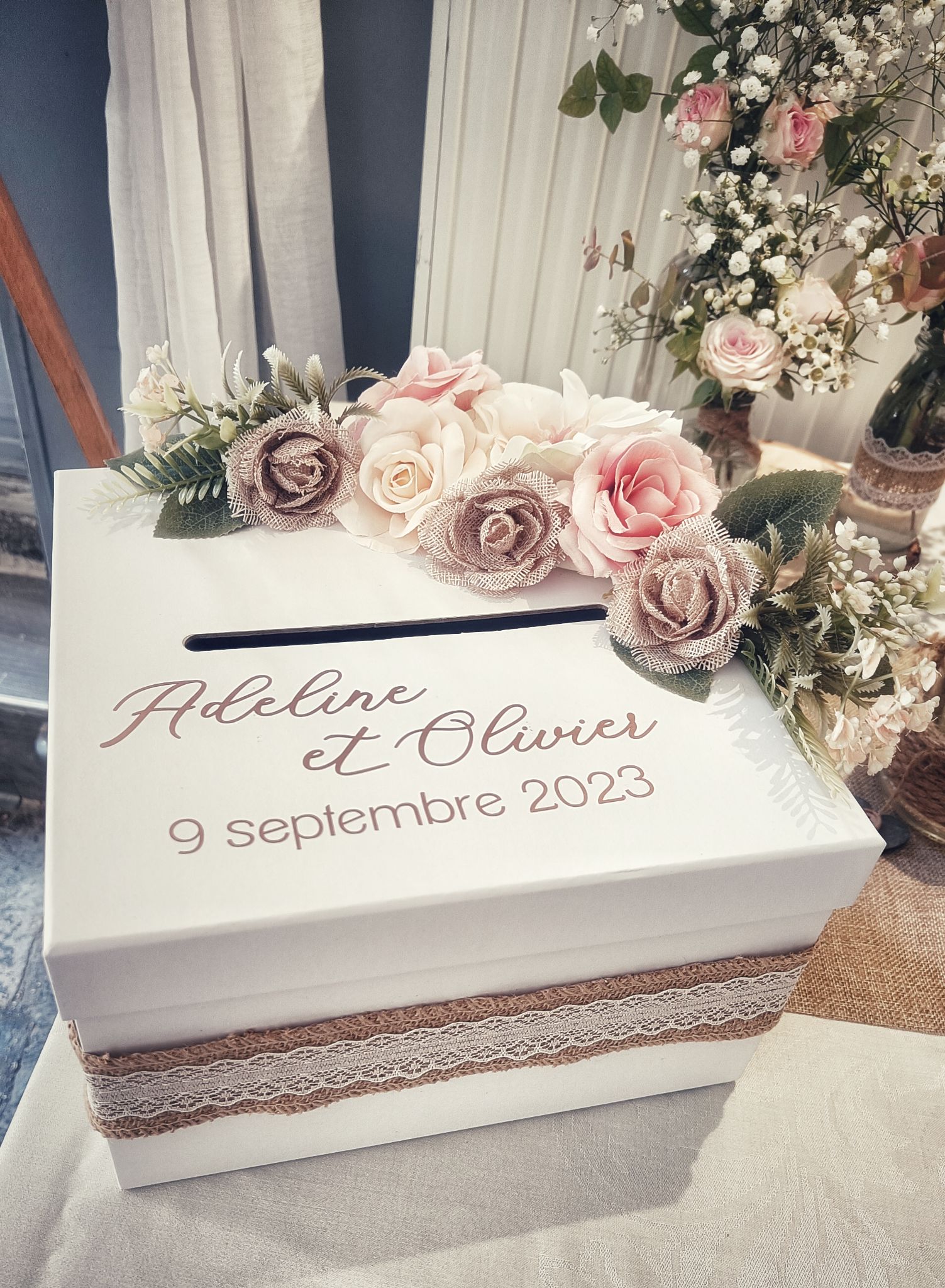 Urne mariage champetre jute et dentelle